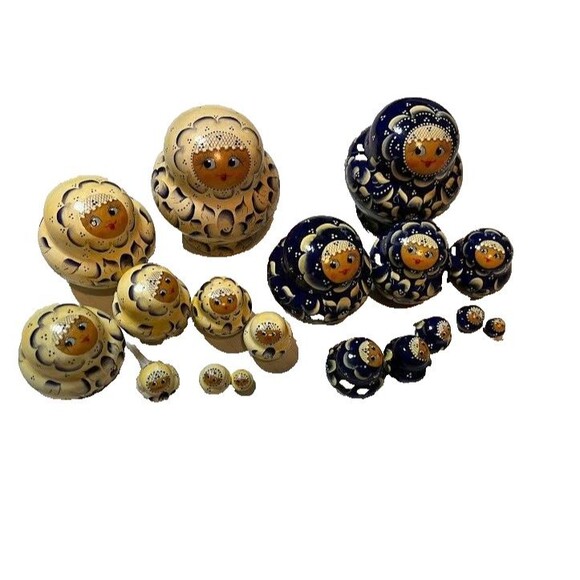 Set of 2 Vntg Collectible Russian Matryoshka w/9 Nesting Dolls Each Hand Painted - Picture 2 of 6